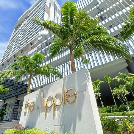 The Apple Residence By Heystay Management Malacca Esterno foto