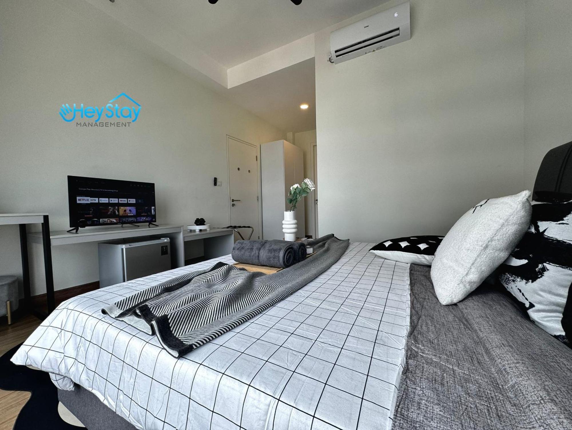 The Apple Residence By Heystay Management Malacca Esterno foto